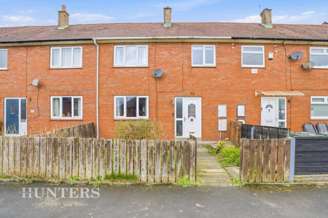 Sydney Gardens, Littleborough, 3 Bedroom Terraced