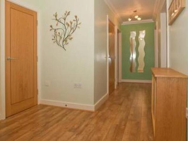 Flat  Riverside House, Huntington Road, York, Riverbank View Apartment