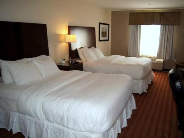 Avenue, Fox Creek (ab), Devonian Hotel & Avenue, Fox Creek (ab), Devonian Hotel &