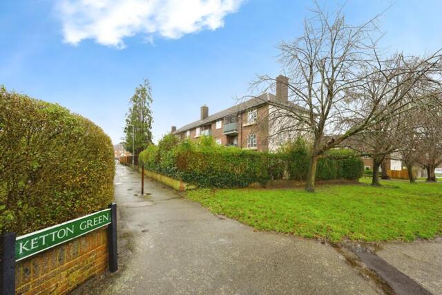 Ketton Green, Merstham, 2 Bedroom Apartment Ketton Green, Merstham, 2 Bedroom Apartment
