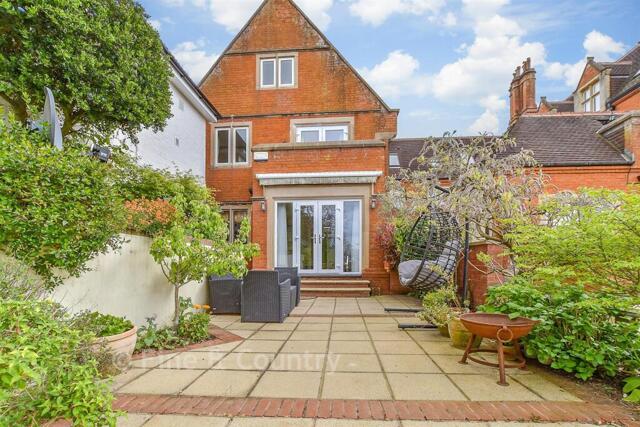 Shipbourne Road, Tonbridge, 3 Bedroom Link Shipbourne Road, Tonbridge, 3 Bedroom Link