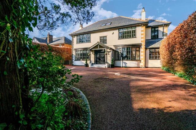 Leigh Road, Worsley, 4 Bedroom Detached