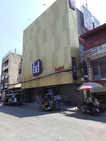 Rizal Street, Dagupan, Bedbox Hotel Dagupan