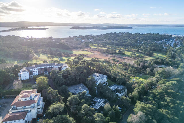 Lilliput Road, Poole, 3 Bedroom Apartment