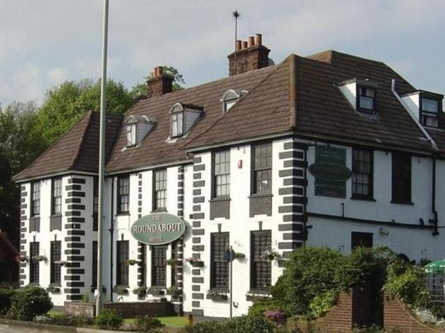 Wallington Shore Road, Fareham, The Roundabout Hotel Wallington Shore Road, Fareham, The Roundabout Hotel
