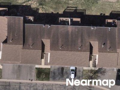 Pine St, Farmington, Preforeclosure Single-family Home