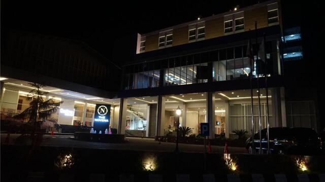 Jl. Jenderal Achmad Yani No.  Watampone, Bone, Bone, Novena Hotel Watampone