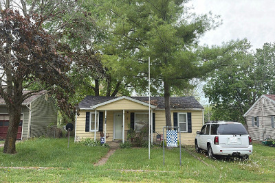 Criswell St, New Castle, Preforeclosure Single-family Home