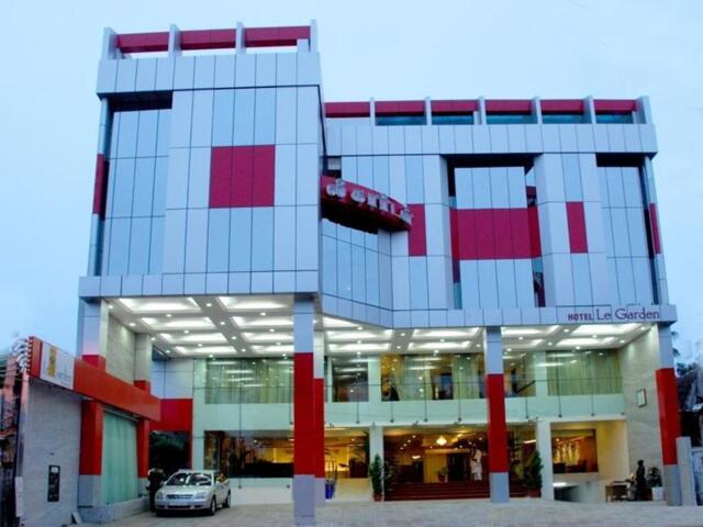 -j, Thiruvidaimaruthur Road, Naal Road Junction, Kumbakonam, Hotel Le Garden