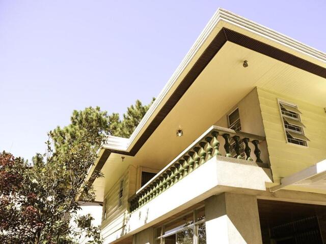 Montinola Subdivision, Kisad Road, Baguio, 1896 Bed And