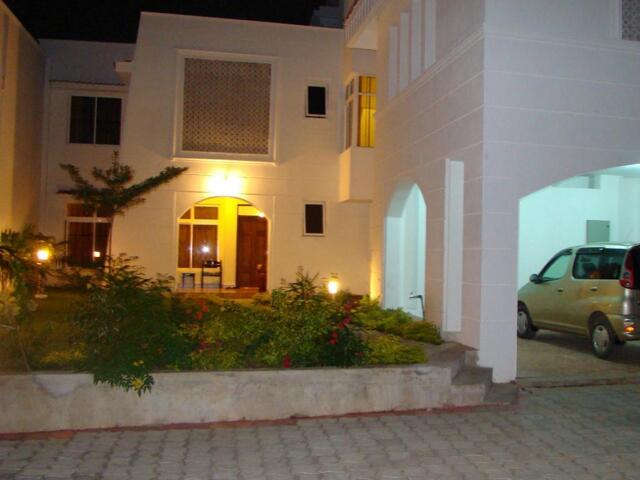Kasuku Roed,mombasa, Nyali Villa, Entire