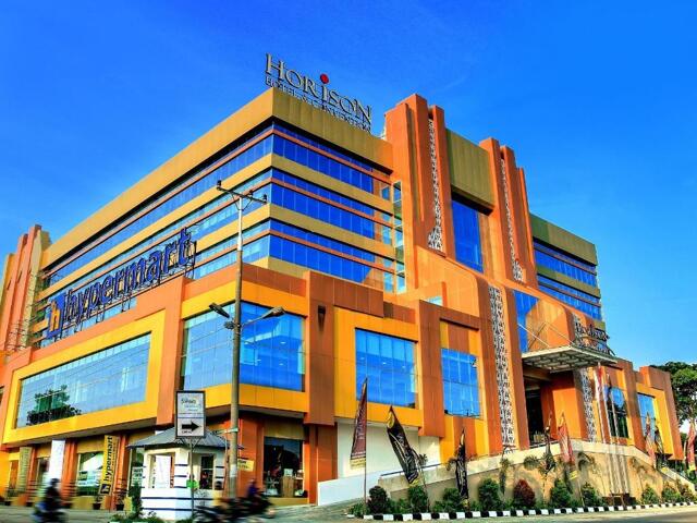 Gedung Siantar City Square, Jl. Raya Medan No. Kota, Pematangsiantar, Horison Hotel Pematang
