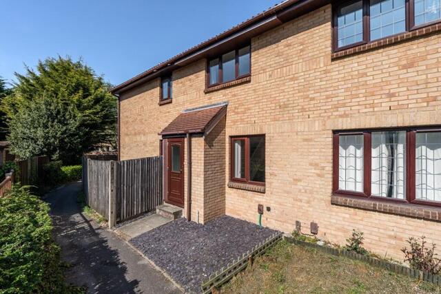 Gatcombe, Southampton, 2 Bedroom Terraced Gatcombe, Southampton, 2 Bedroom Terraced