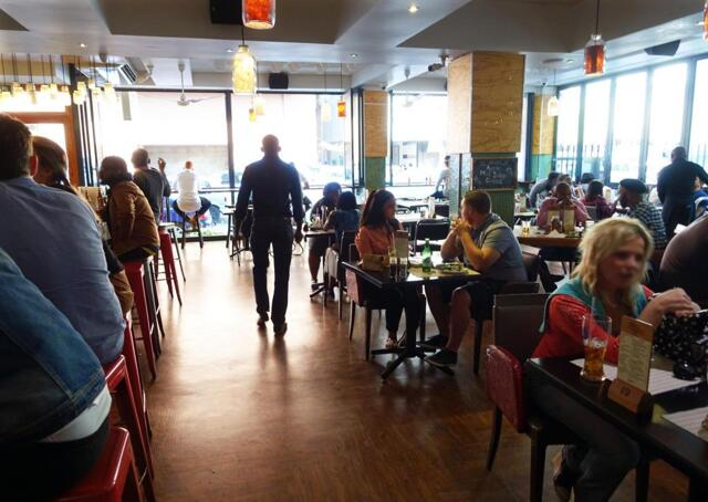De Beer St, Johannesburg, The Bannister Hotel