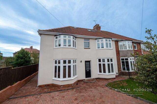 Beckwith Road, East Herrington, 6 Bedroom Semi-detached