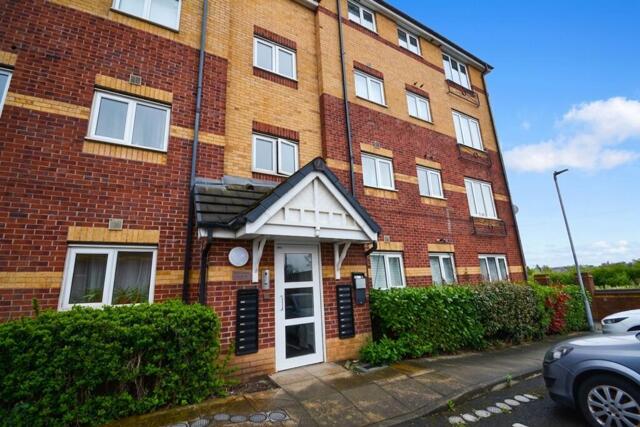 Little Bolton Terrace, Salford, 2 Bedroom Flat