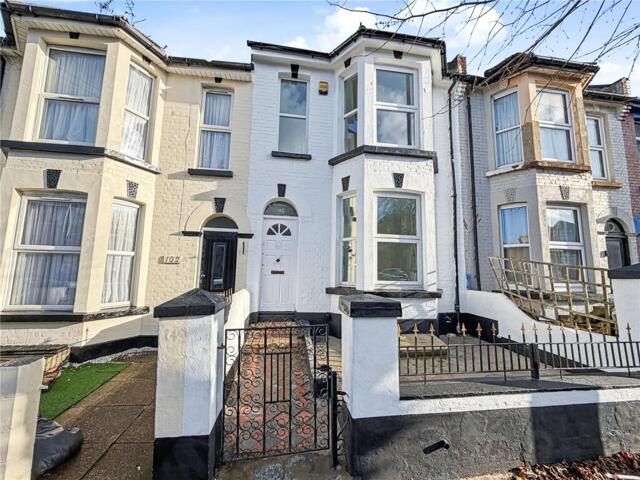 Rock Avenue, Gillingham, 3 Bedroom Terraced Rock Avenue, Gillingham, 3 Bedroom Terraced