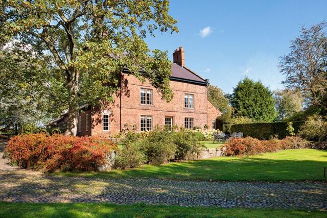 Crowley, Northwich, 6 Bedroom Detached