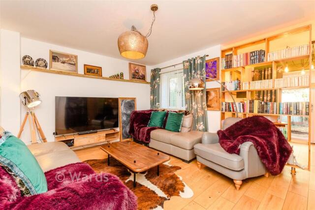 Brimmer Way, Chatham, 3 Bedroom End Brimmer Way, Chatham, 3 Bedroom End
