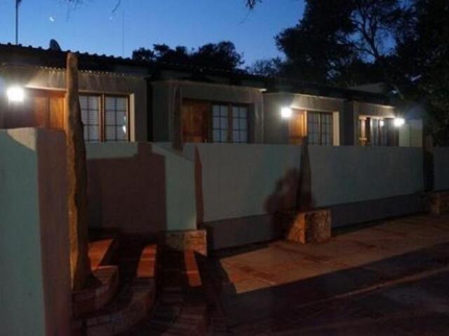 Buffalo Road Hennopspark Centurion,pretoria, Travellers Nest Guest Buffalo Road Hennopspark Centurion,pretoria, Travellers Nest Guest