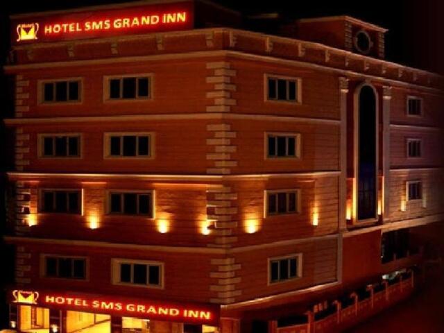 No : A, Phase-, Near Collector Office Road, Sathuvachari, Vellore, Hotel Sms Grand