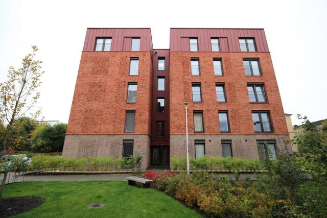 Greenholme Street, Kings Park, 2 Bedroom Flat