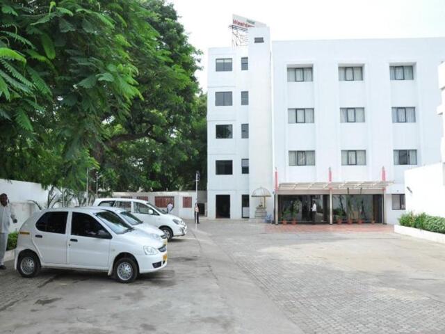T.b.road, Behind Railway Station, Madurai, Hotel Weshtern Park