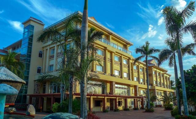 A Soriano Highway, Capipisa East, Km ,tanza, Cavite, Tanza Oasis Hotel