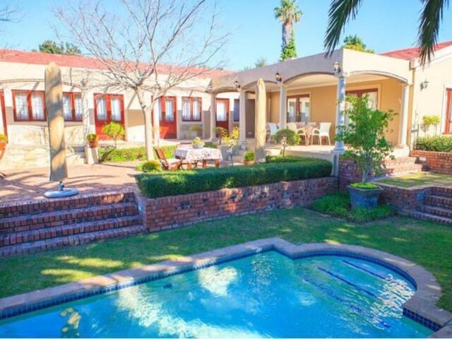 Gillian Street, Eversdal, Durbanville, Cape Town, Evertsdal Guesthouse, Guesthouse/bed
