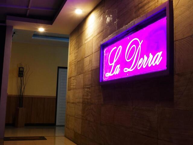 Jendral Ahmad Yani No,purwakarta, La Derra Hotel