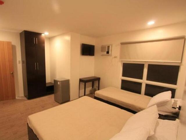 Silliman Avenue, Dumaguete, The U Pension