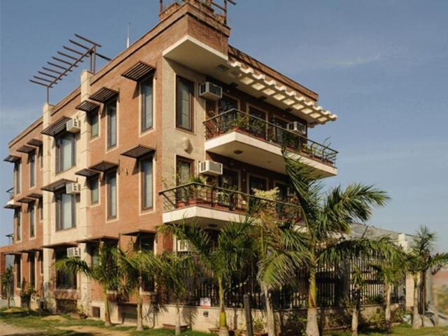 -p, D-block, Adj. C-dot Apartment, Opp. Sushant Tower, Sushant Lok-, Gurugram, Redbrick Villa, Homes