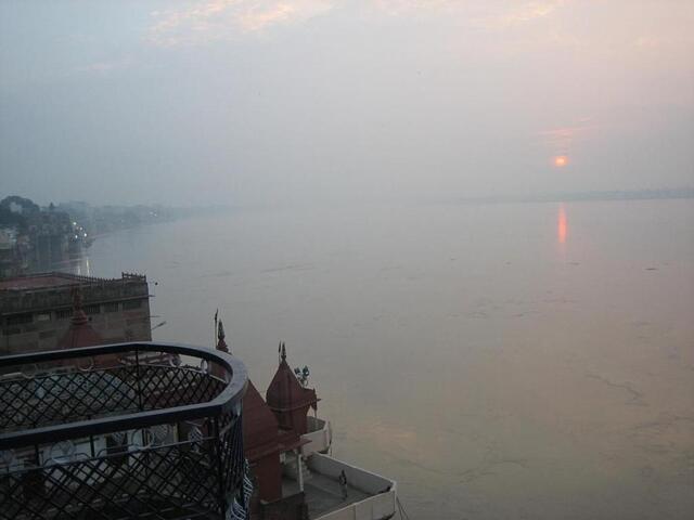 B  /,mansarovar Ghat, Near Sonarpura Road.beside Andhra Ashram, Varanasi, Leela Guest House