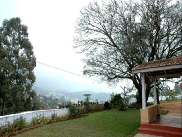 Shanthi Vijaya School Road, Mount Pleasant, Ooty, Bella Vista Coonoor