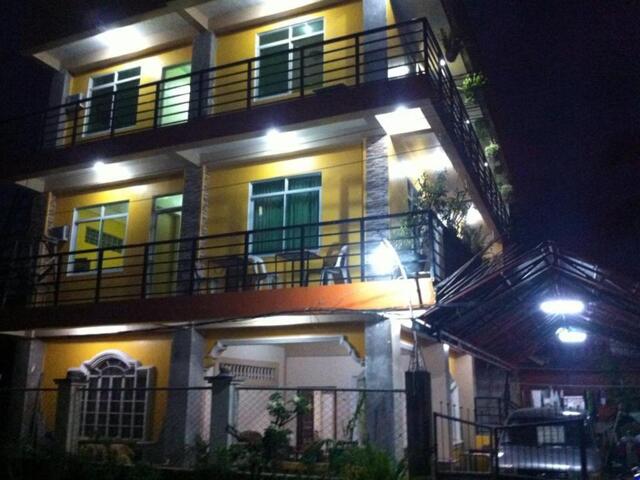 Regino, Roldan Street, Kalibo, Aranas-carillo Travellers Inn