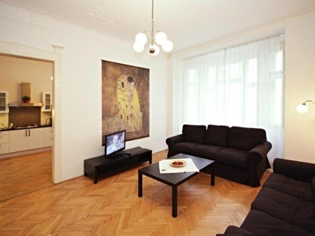Elisky Krasnohorske,prague, Prague Central Exclusive