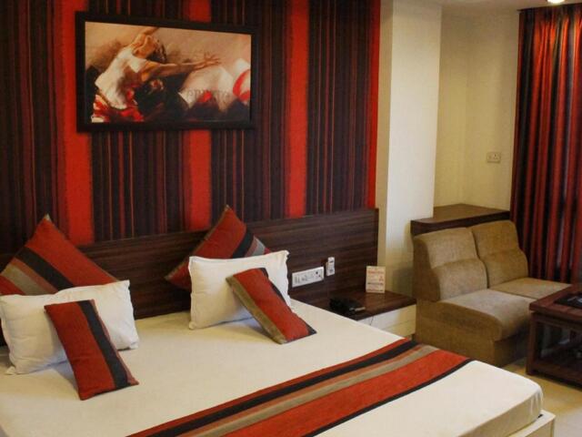 Hamidia Road,near Sangam Cineplex, Bhopal, Hotel Shalimar Deluxe