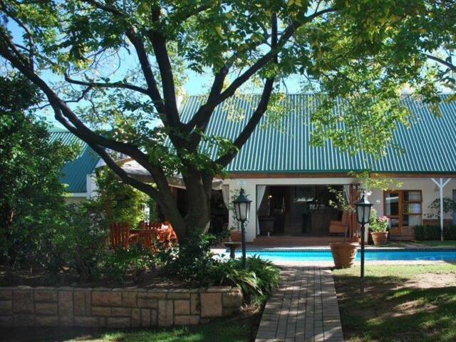Lilima Crescent, Johannesburg, Sunninghill Guest Lodge