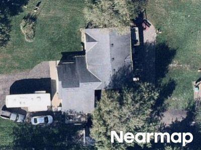 Rochester St Ne, Cambridge, Preforeclosure Single-family Home