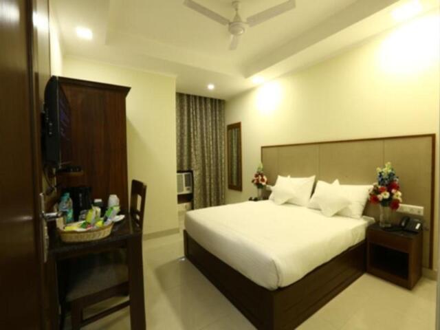 Railway Road, Ghaziabad, Hotel Rainbow Ghaziabad