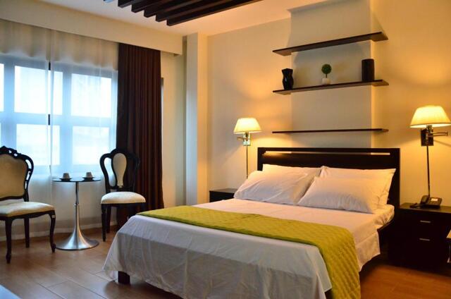 Alfonso Mendoza St., Sampaloc, Manila, Oriental Zen Suites