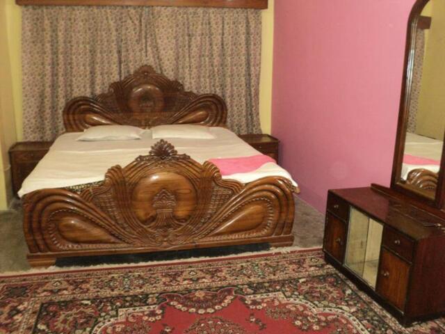 Royal Guest House, G-/a, Bapujinagar, Jadavpur, Near: Lalka Play Ground, Bus Stop - Sulekha, Kolkata