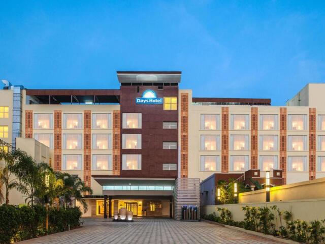 / Rajiv Gandhi Salai, Omr, Old Mahaballipuram Road, Padur, Chennai, Days Hotel Chennai / Rajiv Gandhi Salai, Omr, Old Mahaballipuram Road, Padur, Chennai, Days Hotel Chennai