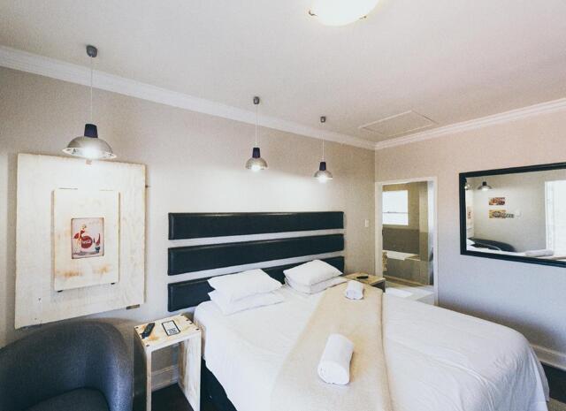 Bridge Road Buccluech, Johannesburg, B And B
