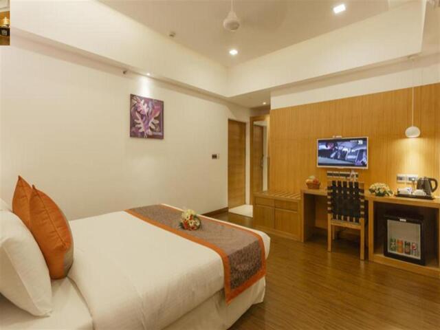 Opposite Stadium, Pavmani Road, Kozhikode, Kozhikode / Calicut, Medora Hotel, Hotel