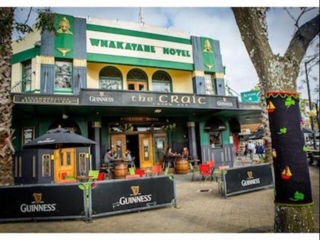 The Strand, Whakatane, Whakatane, Whakatane Hotel, Hotel