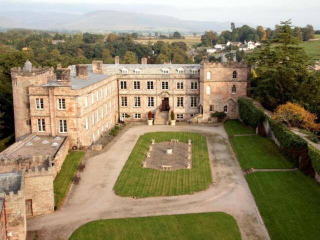 Boroughgate, Appleby-in-westmorland, Cumbria, Eden, Appleby Castle, Entire