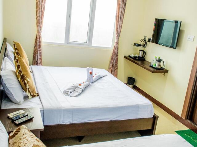 Near Madura College, Thiruparankundram Road, Madurai, Hotel Venkateswaraa Madurai Near Madura College, Thiruparankundram Road, Madurai, Hotel Venkateswaraa Madurai