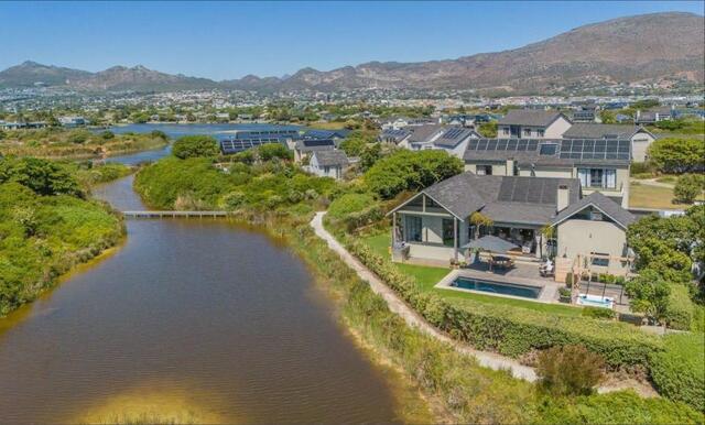 Lake Michelle Security And Eco Estate, Noordhoek, Contemporary Architectural Luxury Lake Michelle Security And Eco Estate, Noordhoek, Contemporary Architectural Luxury