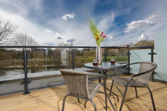 Cowslip Close, Manchester, Riverside Villas, Resort Cowslip Close, Manchester, Riverside Villas, Resort